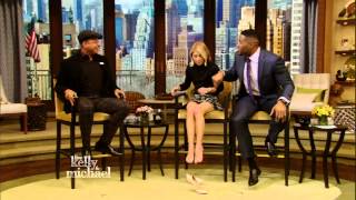 Kelly Ripa - hot skirt \u0026 takes off high heels - February 11, 2015