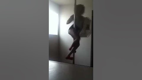 Pole tricks: Corkscrew