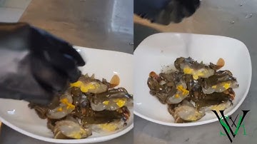 CUA LỘT CHIÊN BỘT KIỂU TEMPURA (TEMPURA SOFT SHELL CRABS)