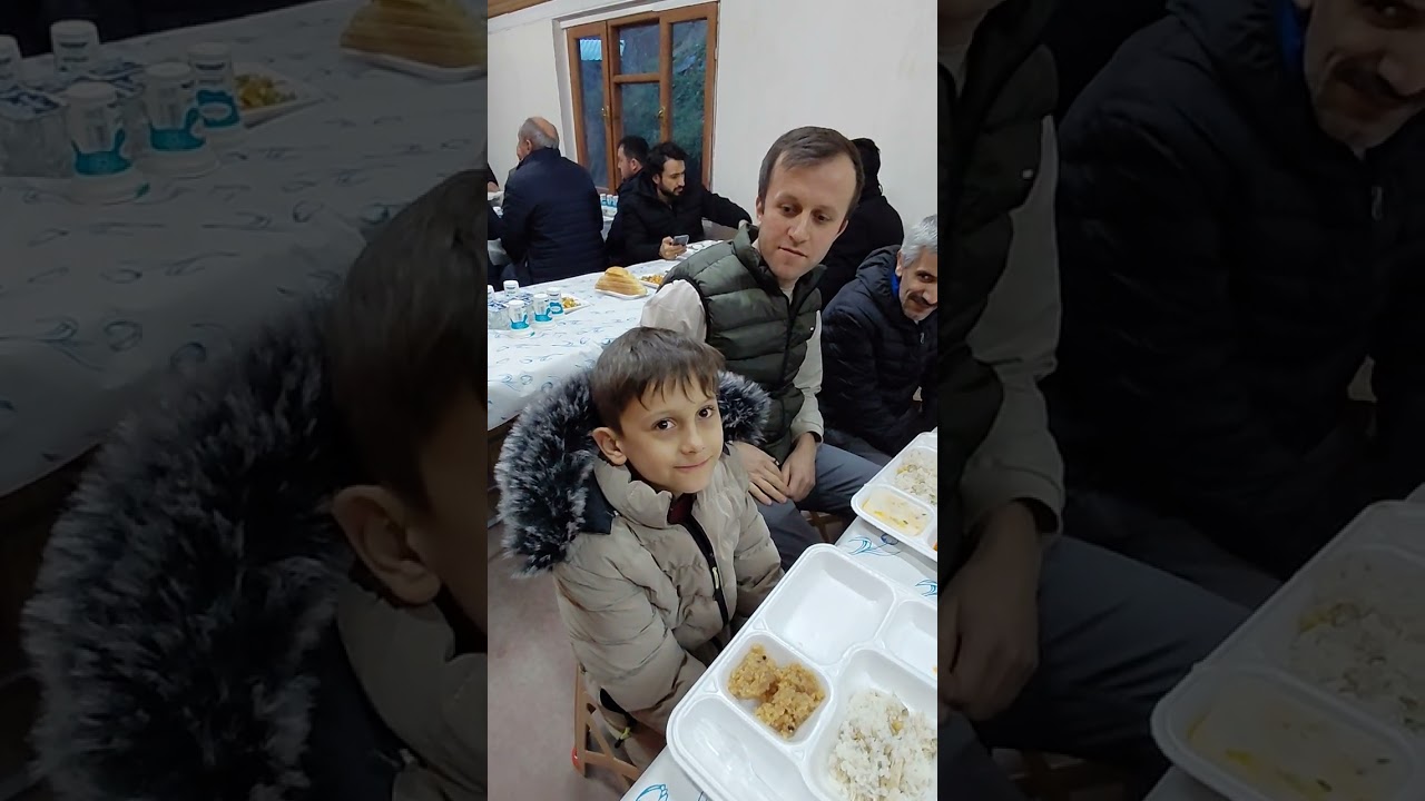 Sürmeli Köyü muhtarı Erkan akıllı ve akrabalarının iftar yemeği 3 Mart 2026