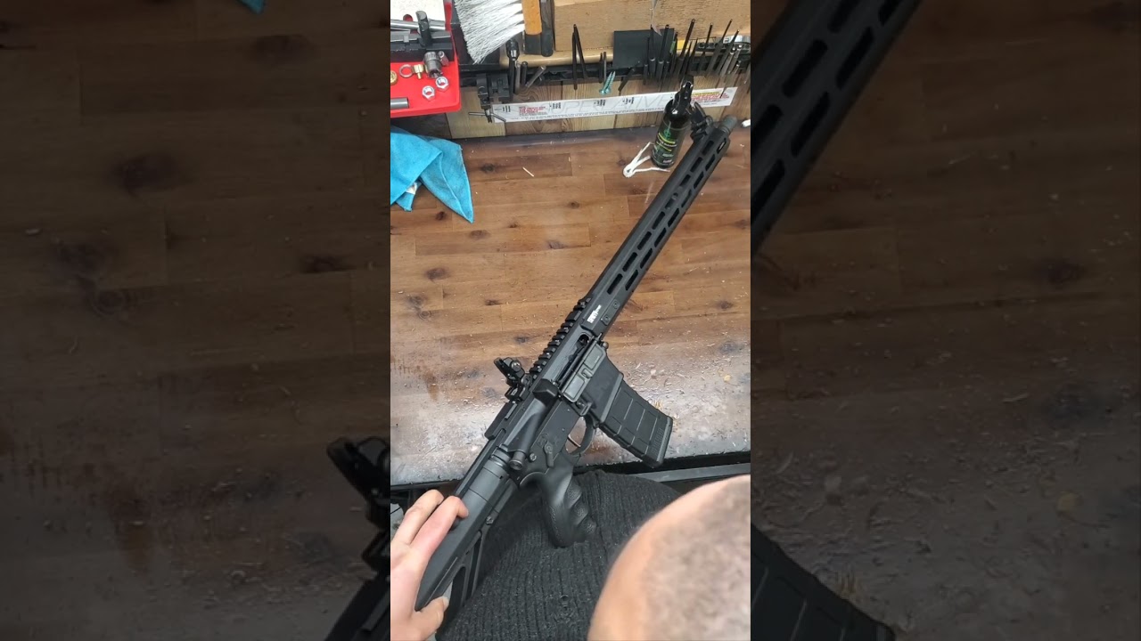 Last round bolt hold open clearing a Hellfighter kit