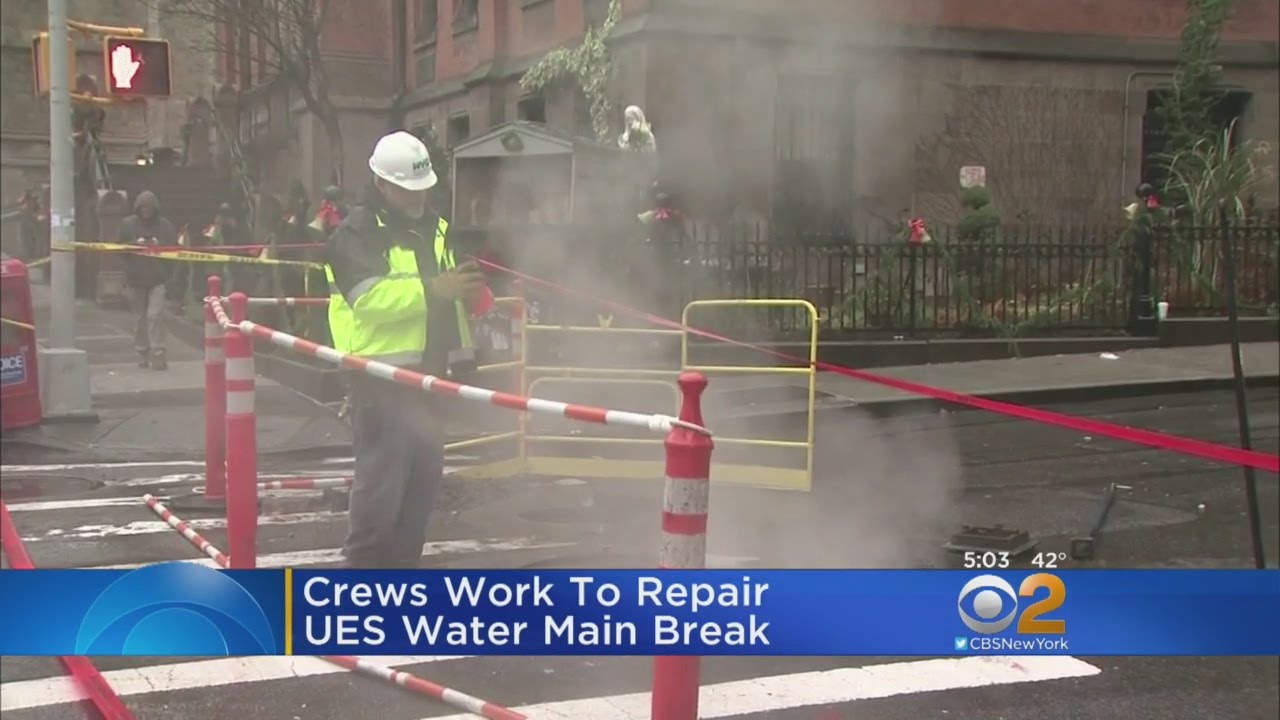 Crews Work To Repair Upper East Side Water Main Break - YouTube