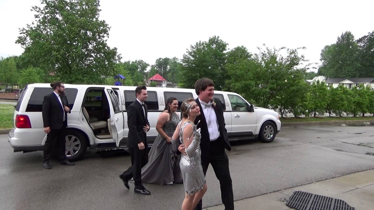 The Limo  Arrives at MCHS 2016 Prom