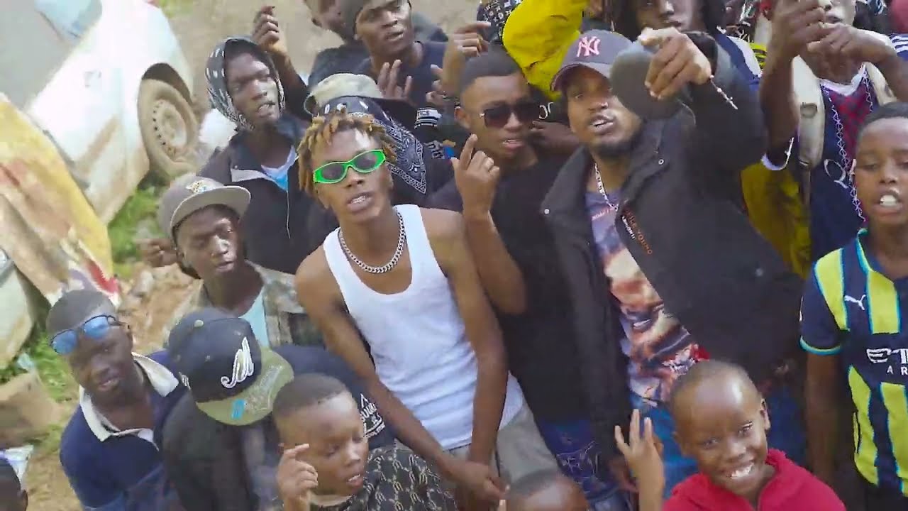 VIJANA AMAZING FT BADCLAN BWOYZ __DONYO NDO MTAA(Official Music Video)