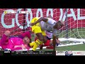 GOAL | Zardes forces the issue to seal the equalizer