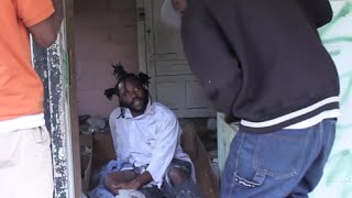 "Homeless man sangs *Started From Da Bottom* better than DRAKE himself!!"