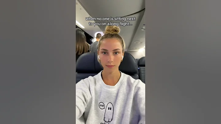 window seat or aisle seat?? #shorts #travel #traveling #college #collegelife #airplane #viral