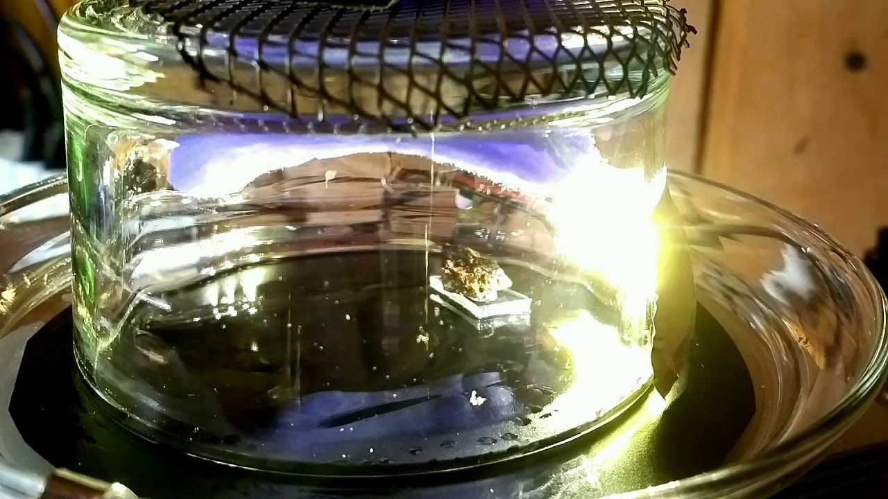 #1 Pitchblend (Uranium Ore) In my Cloud Chamber