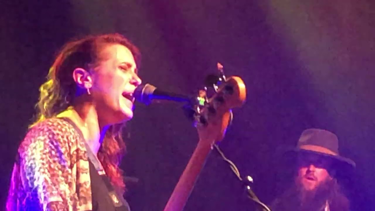 It’s A Man’s World - Ardmore Music Hall - Danielle Nicole Band