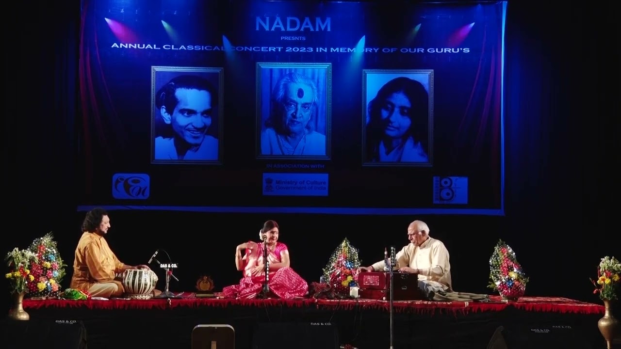 Vocal- Vidushi Malini Awasti, Tabla- Pt. Kumar Bose, Harmonium Pt. Dharmanath Mishra.