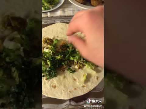 سندويش فلافل بأسهل طريقة