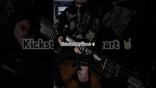 Should we bring back catchy guitar riffs? 🤘🏻😝🤘🏻 #mötleycrüe #hairmetal #metal #guitarcover