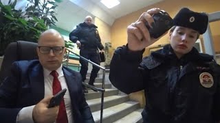 видео: Пристав оформил юриста Таташвили Д.Г. по ч.2 ст.17.3 КоАП РФ за видеосъёмку в здании суда! Часть - 2 картинка: Пристав оформил юриста Таташвили Д.Г. по ч.2 ст.17.3 КоАП РФ за видеосъёмку в здании суда! Часть - 2