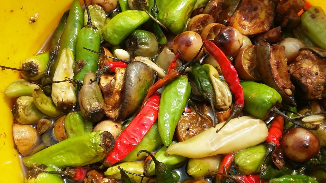 Hyderabadi Achar making easily🌶 - YouTube