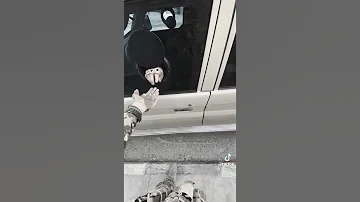 اوع تنسى اللي في يوم باعك 