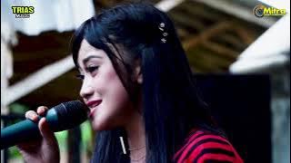TRIAS MUSIK-SEMBILU-D3VITRIANA-WEDDING RINGGO DAN ELLA