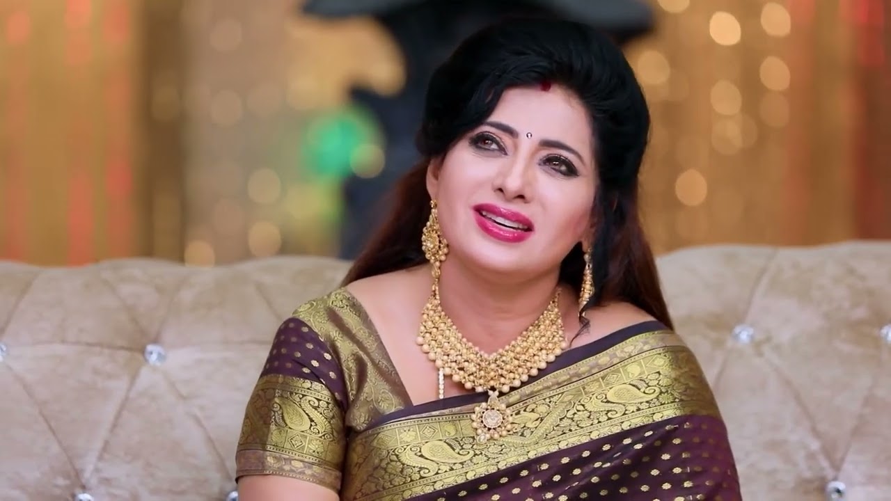 Adithya Looks For the 'Marghathalingam' - Sembaruthi - Full Ep 1214 - Zee Tamil