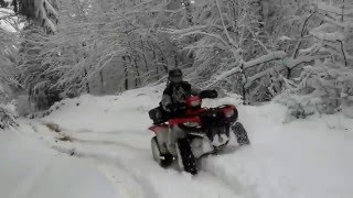 Suzuki KINGQUAD 700 4x4  OFFROAD on SNOW ( ATV SK )