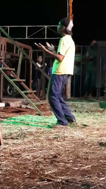 Orkes jepara :Joget dewe mamulo los rak isen