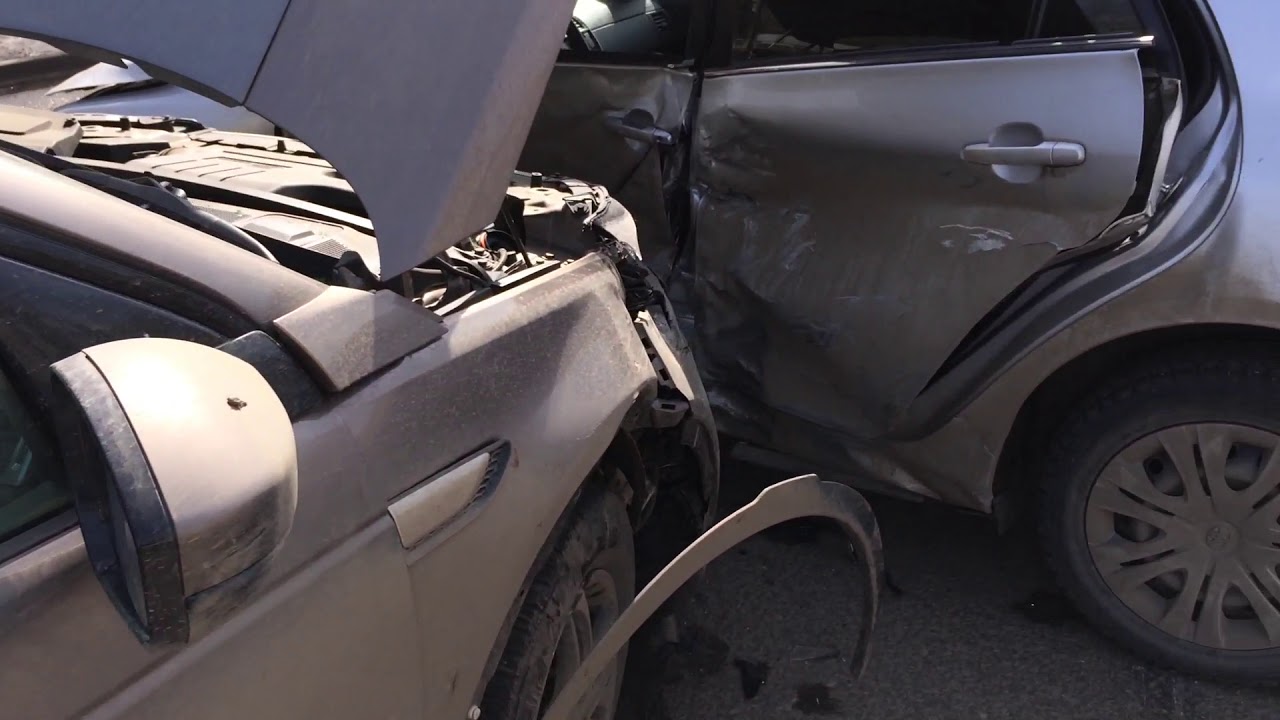Land Rover Discovery 5 real crash-test - YouTube