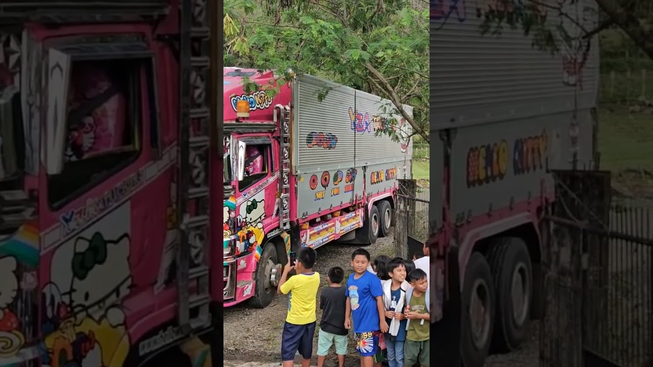 Hello kitty Truck