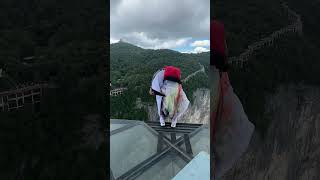 Wingsuit pilots experience the freedom of jumping off cliffs #WingsuitFlyingZhangShupeng