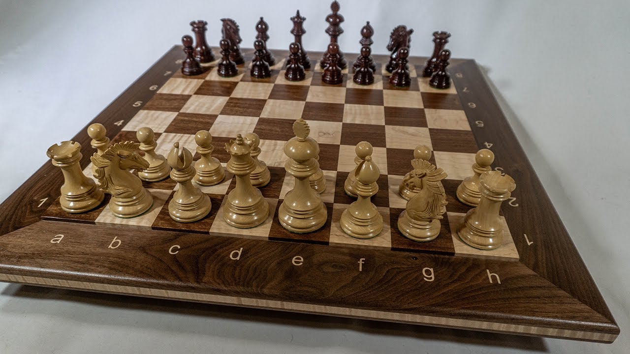 Chess board (2 part - box and lid) by mattsimus