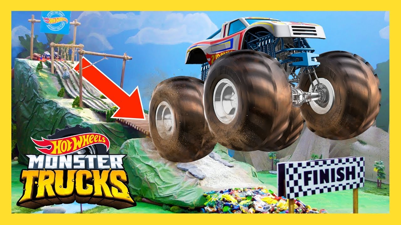 Hot Wheels Monster Trucks Go Downhill Racing! 🚗 🔥 - Monster