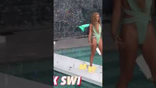 #newyorkswimweek #newyorkfashionweek #fashionshow #fashionweek #model #runway #fashion #swimwear