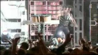 Rammstein canta muerte al reggaeton