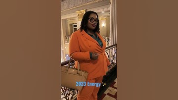 Plus size suit #eloquii #plussizefashion #ootd #ootdfashion #mompreneur #mommyvlogger