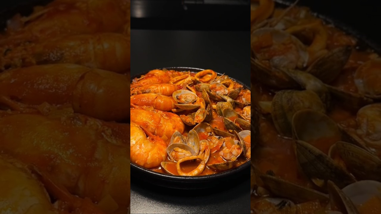 Italian Red Stewed Seafood & Classic Meat Sauce Pasta 😋 Authentic Italian Flavors 