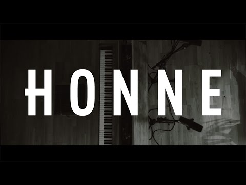 HONNE - No Place Like Home feat. JONES (Live)