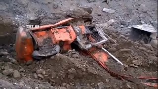 ЭКСКАВАТОРЩИКИ 81 УРОВНЯ. ТРАКТОРИСТЫ НЕУДАЧНИКИ ЭКСКАВАТОРЩИКИ 81 УРОВНЯ. ТРАКТОРИСТЫ НЕУДАЧНИКИ
