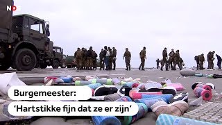 Schiermonnikoog Militairen En Vrijwilligers Ruimen De Troep Op De Wadden Op