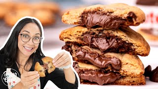 Easy Nutella Stuffed Chocolate Chip Cookies