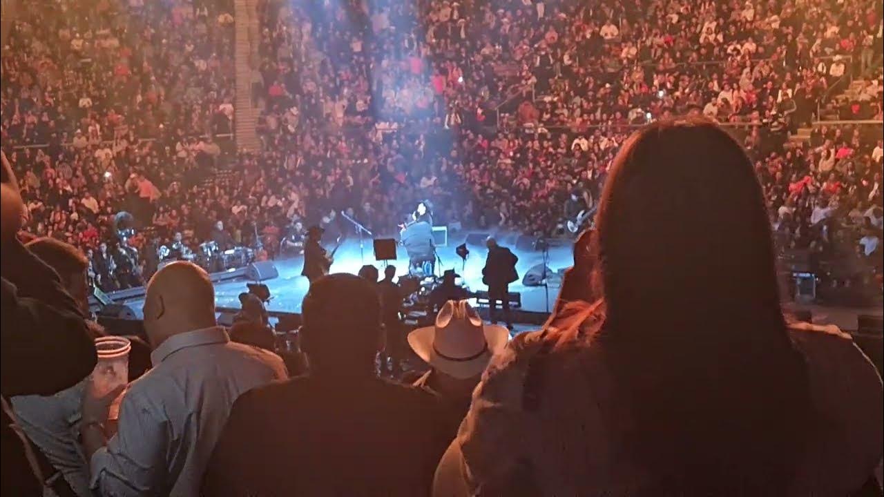 Alfredo Olivas en la Arena Monterrey 2023 YouTube