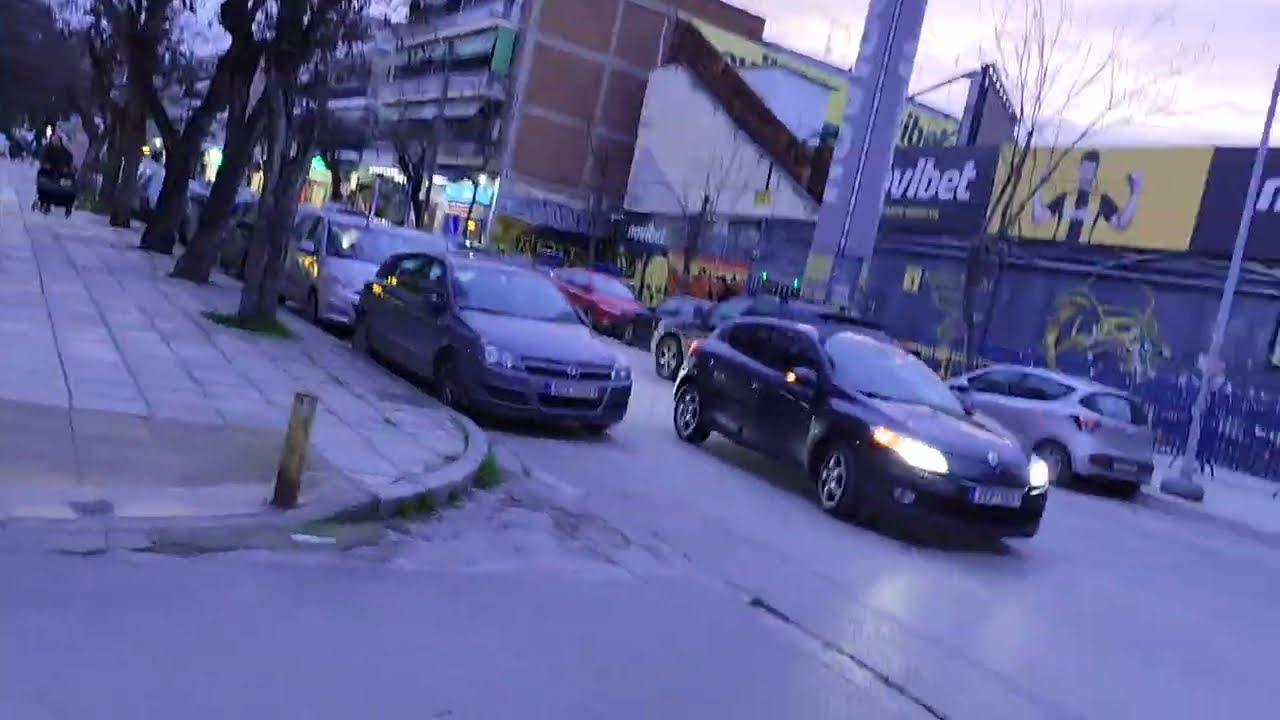 Τσικνοπέμπτη βόλτα Χαριλάου 