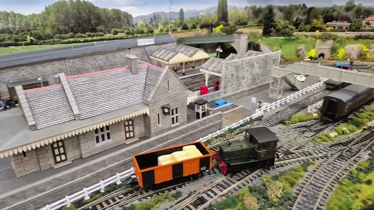 Silver Fox Models Industrial diesel loco "Bess"