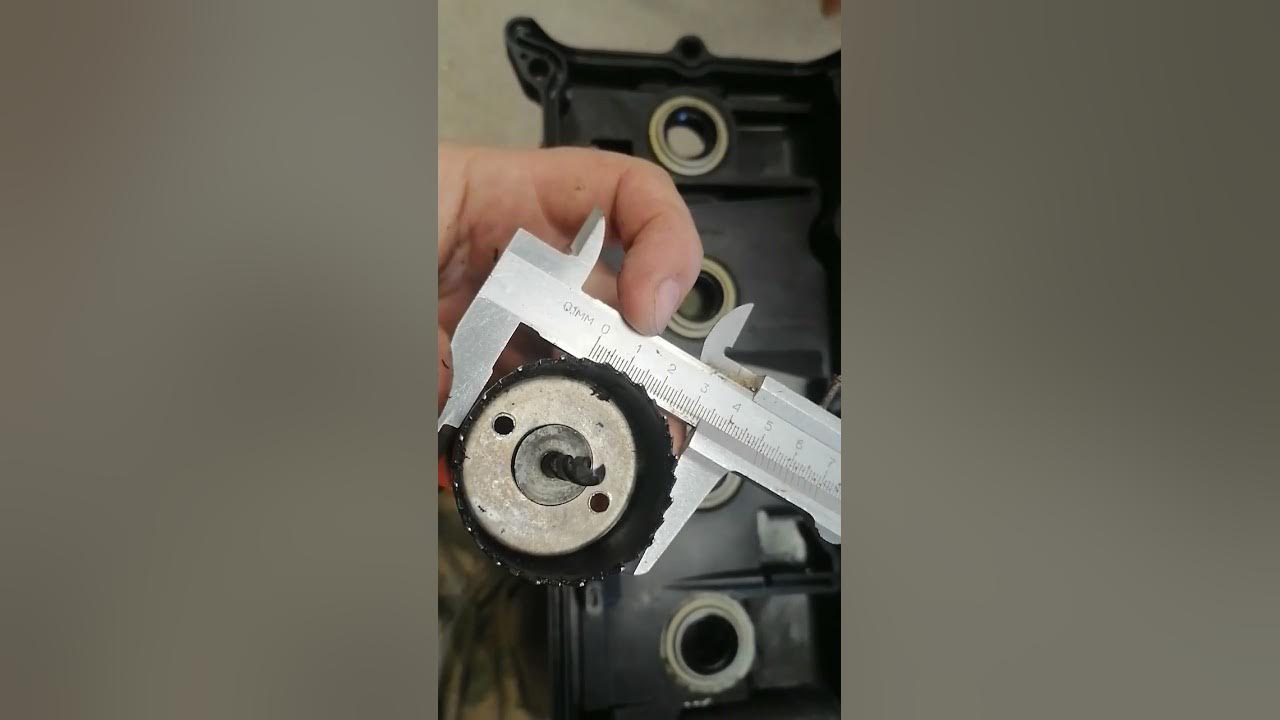 Замена сальников свечных колодцев на ниссан примера р12 qr20de . - YouTube