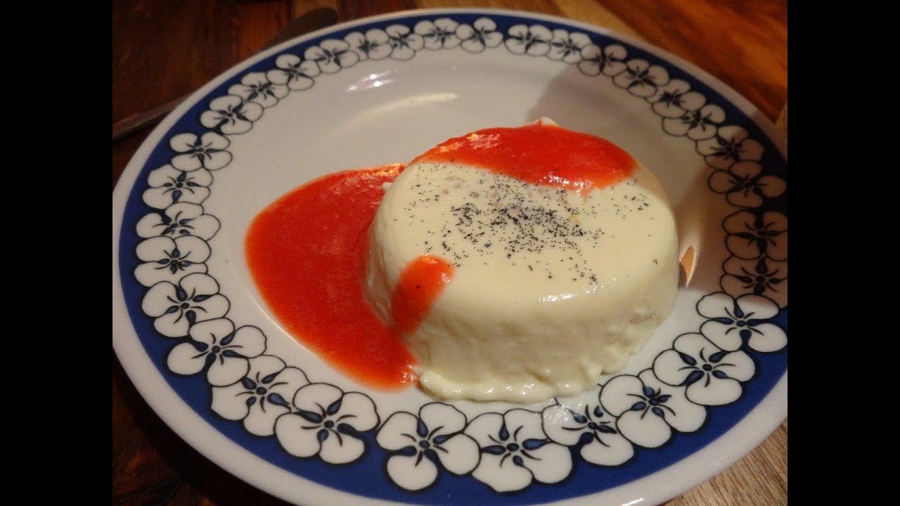 Teil 55 - Panna Cotta mit Erdbeersauce (Kleine Küche Große Träume)