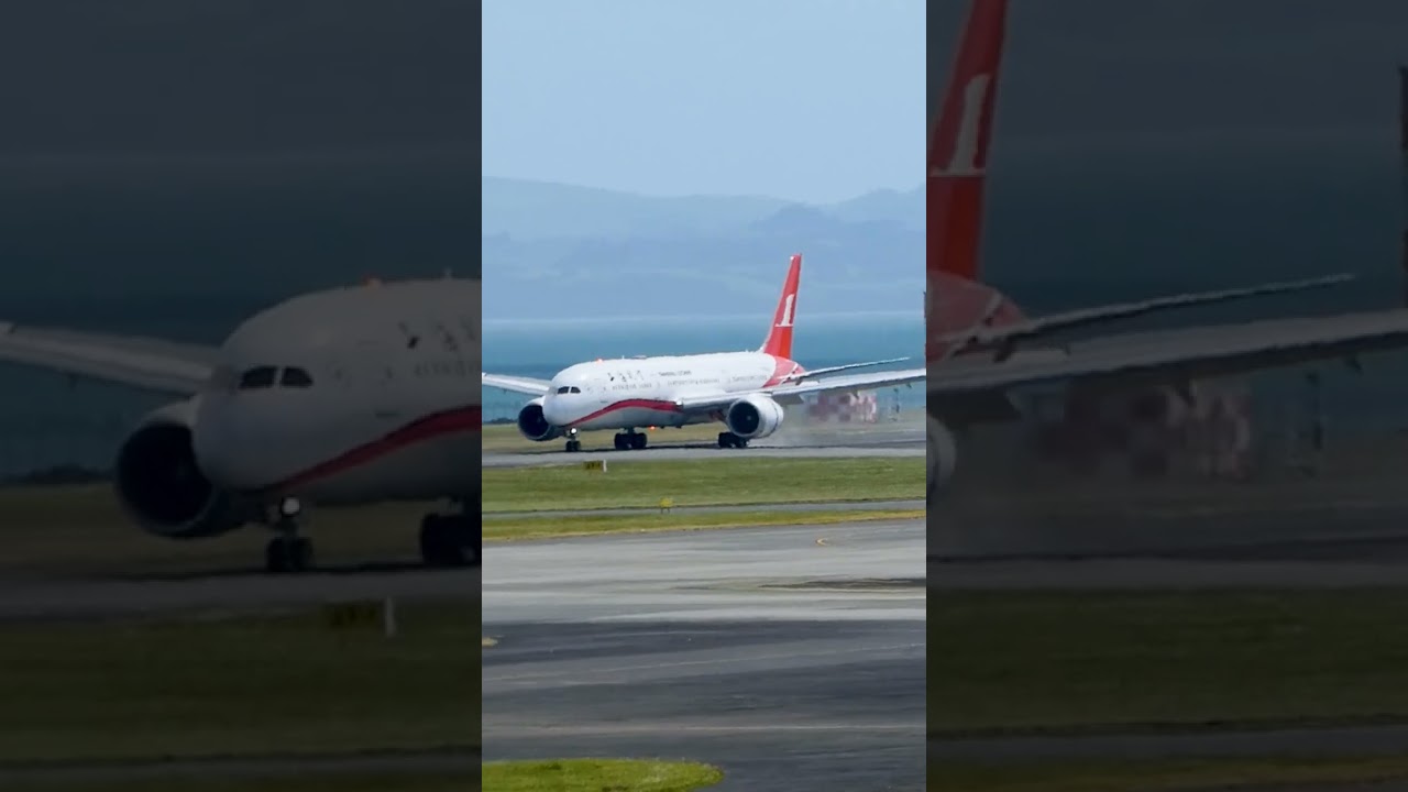Shanghai Airlines Boeing 787-9 Dreamliner's Stunning Golden Hour Landing at Auckland Airport