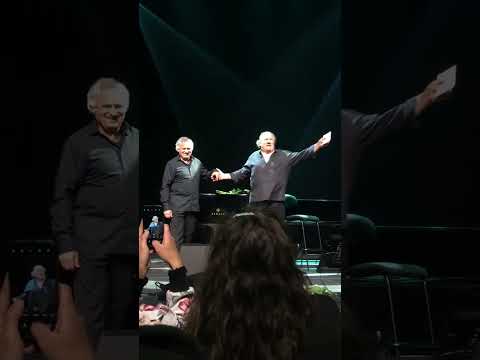Gérard Depardieu chante Barbara à Châteauroux : Si, mi, la, ré, sol, do, fa