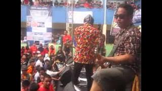 the suitcase bandits   Sirikan