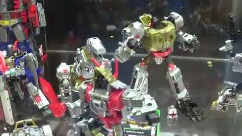 Hasbro Transformers Display Case Power of the Primes at Hascon 2017