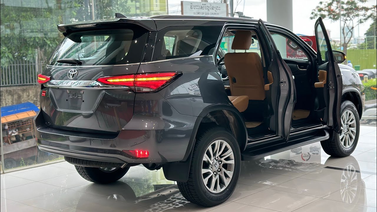 2023 Toyota Fortuner 4x4 - Full Size SUV 7 Seats | Exterior and ...