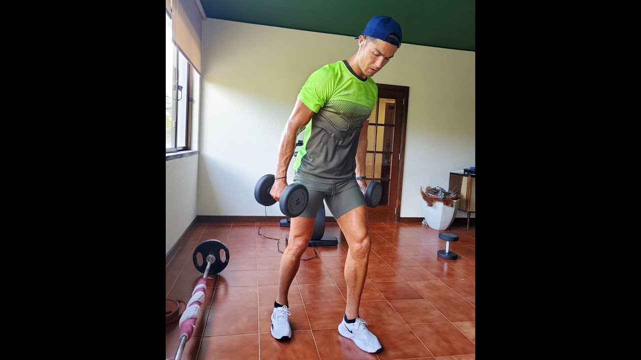 💪Cristiano Ronaldo Shows his Workout Routine! 2020 💪 - YouTube
