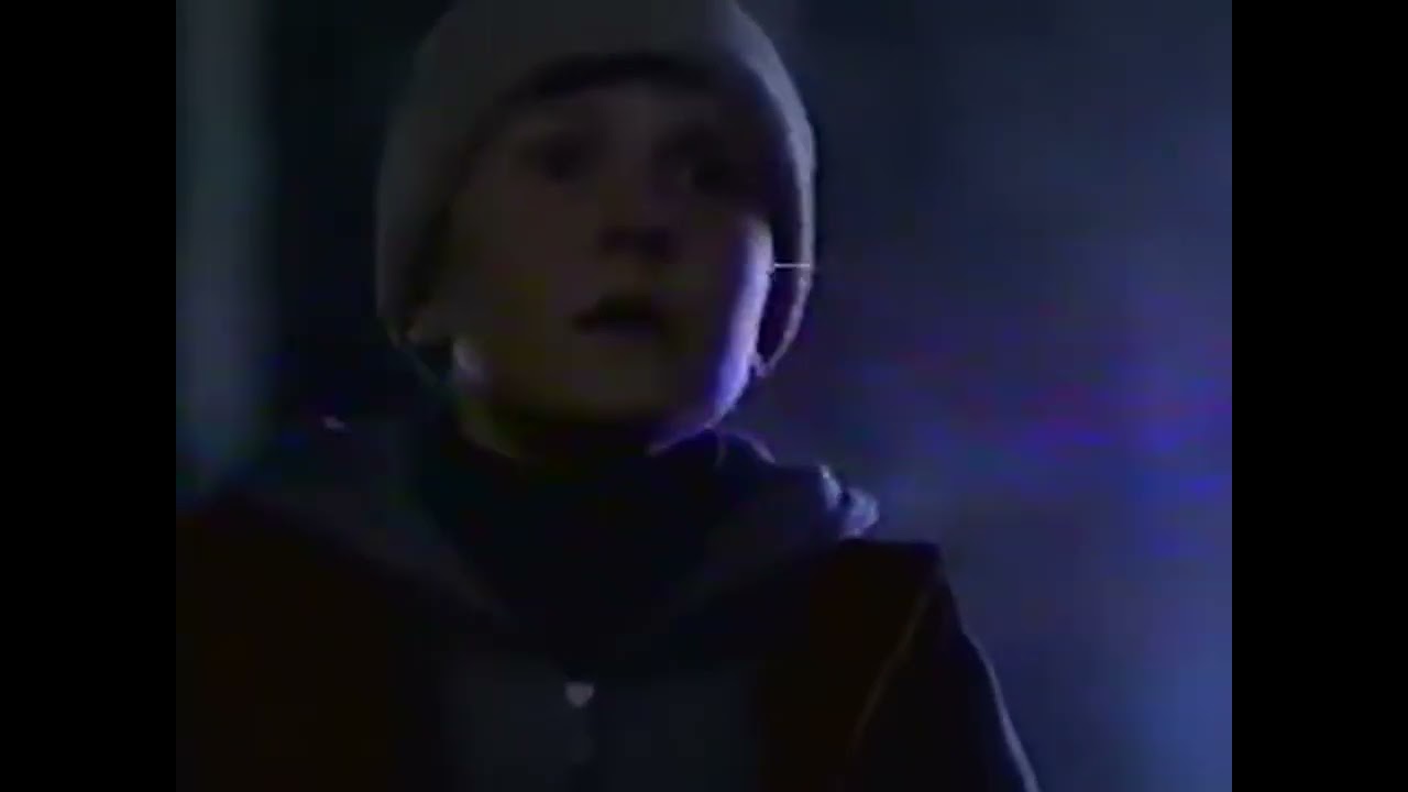 Coca-Cola - Holidays Are Coming Christmas Caravan Truck Commercial 1998