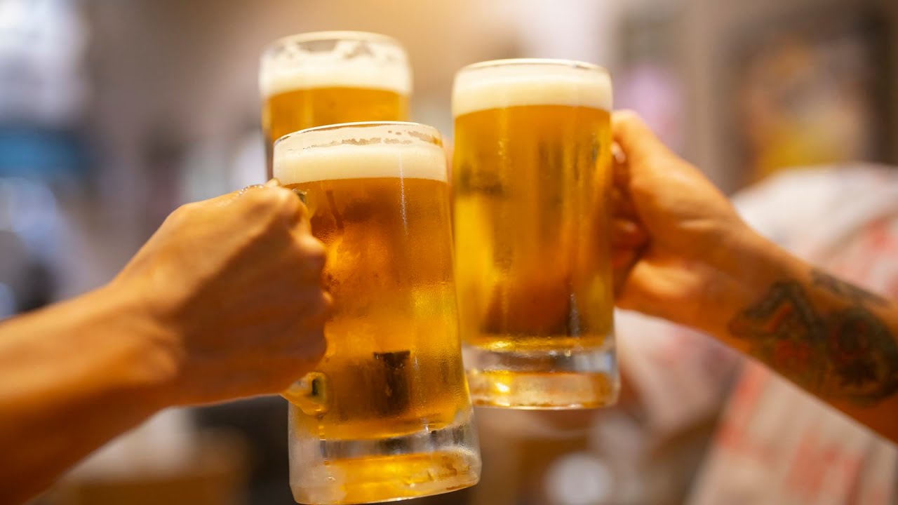 IRL STREAM TO GET BEER🍺 - YouTube