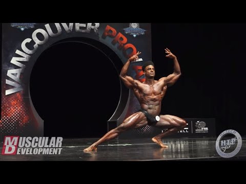 Antwane Hamlett Posing 1st in CPD  2019 Vancouver Pro